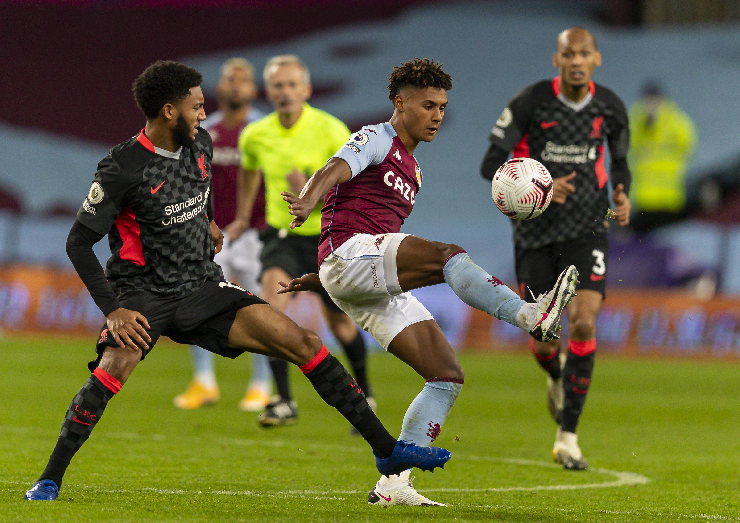 他们之间的 他们之间的